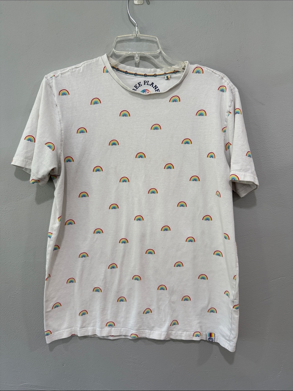 Free Planet White Tee with Rainbow Print Pride T-shirt size medium